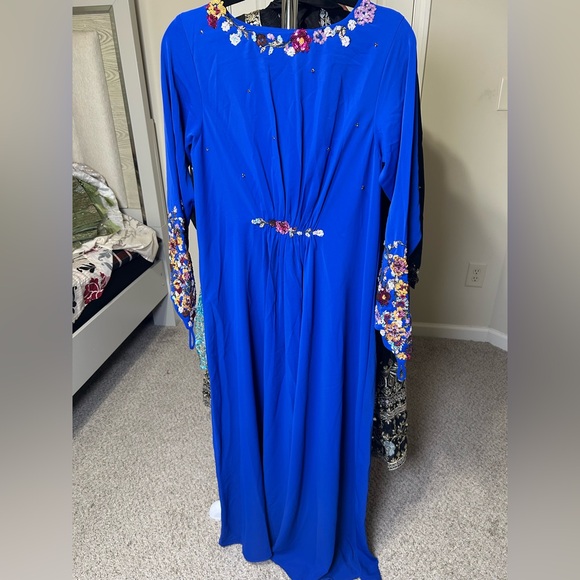 Pakistani Elegant electric Blue Women's Dress with fashionable sleeves - Picture 7 of 7